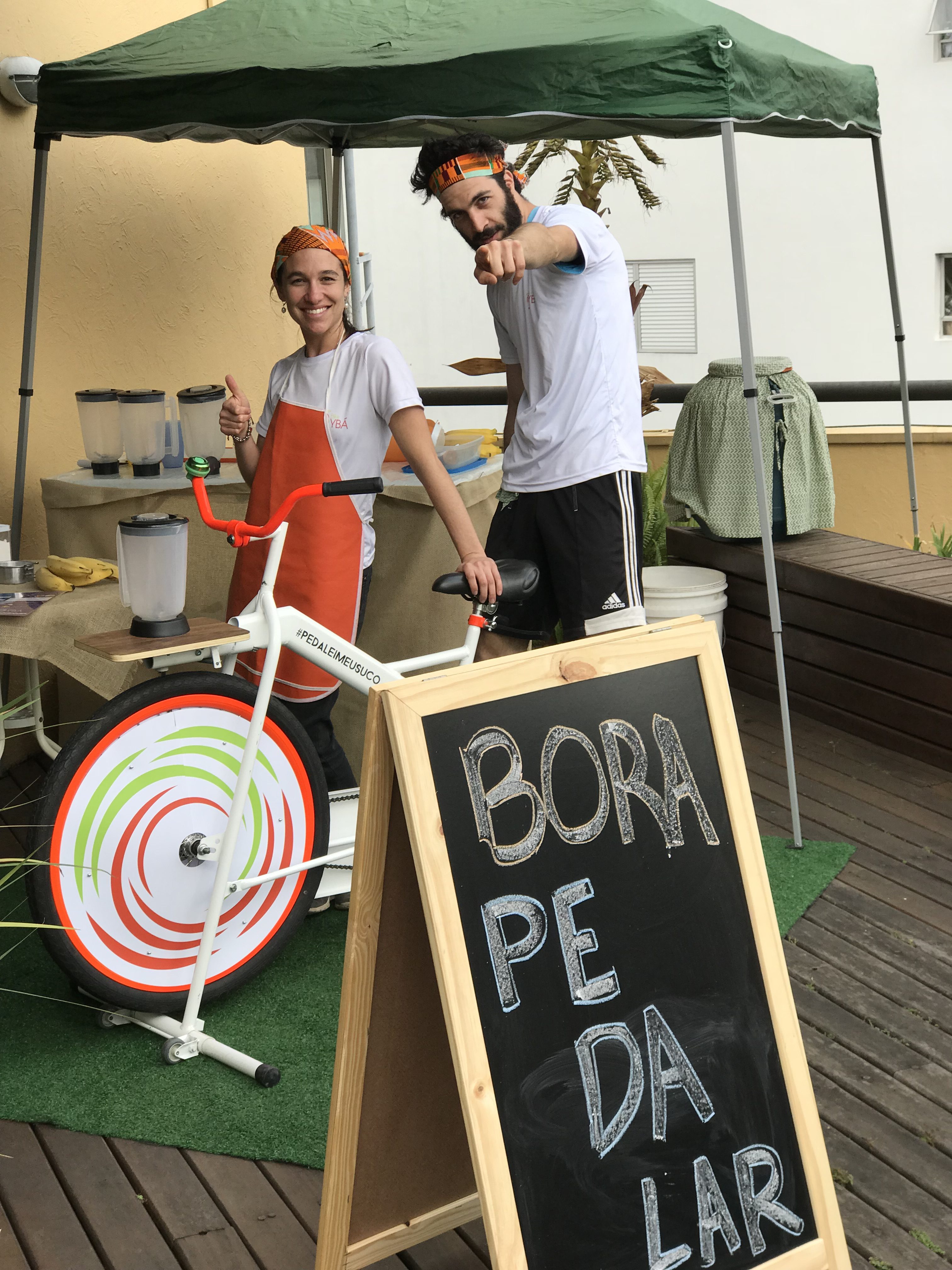 Bike Ybá promove a vivência “pedalei meu suco” no Sesc Campinas
